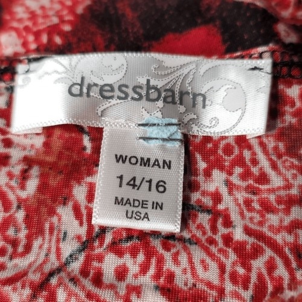 Dressbarn Red Print Ruched‎ Front Top - Picture 8 of 10